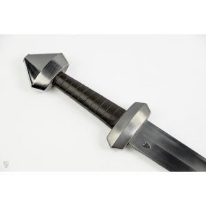 "Carr"- Viking sword - Petersen C - single edge